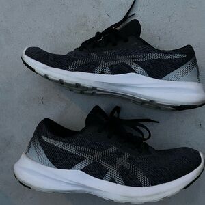 Men's ASICS Versablast MX Running Shoes